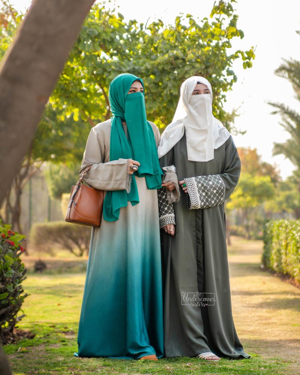 Falesteeni Abaya