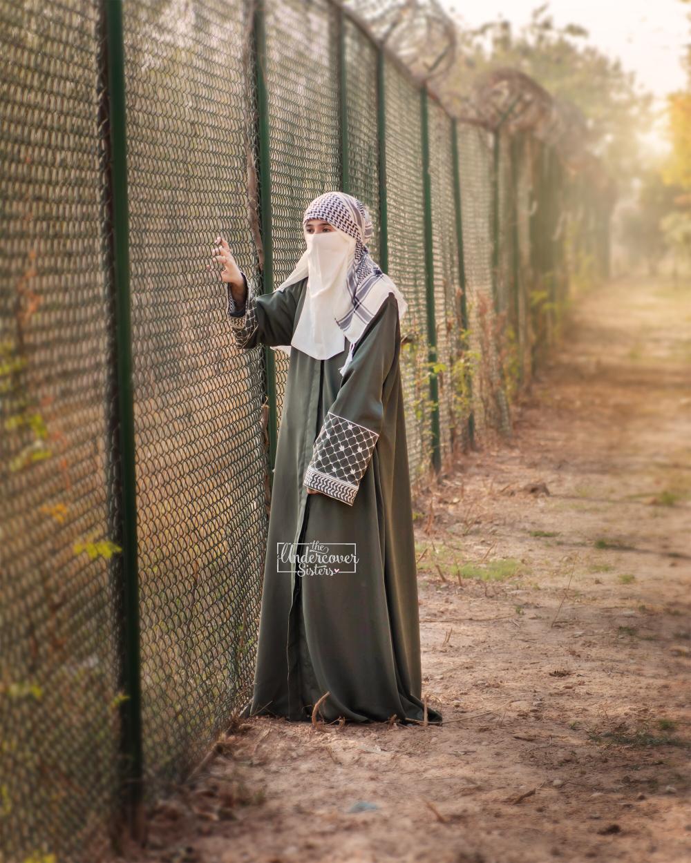Falesteeni Abaya