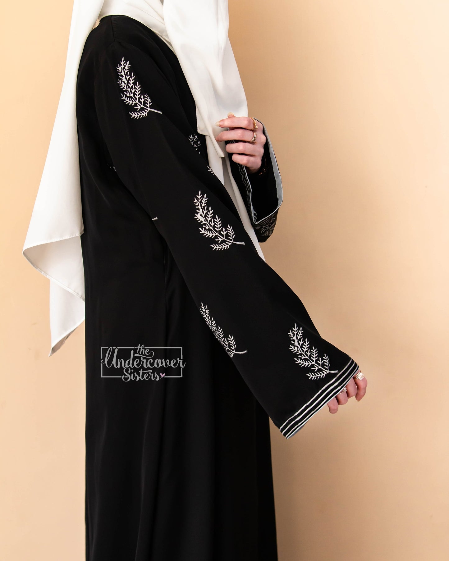 Twigs Block-Printed Abaya