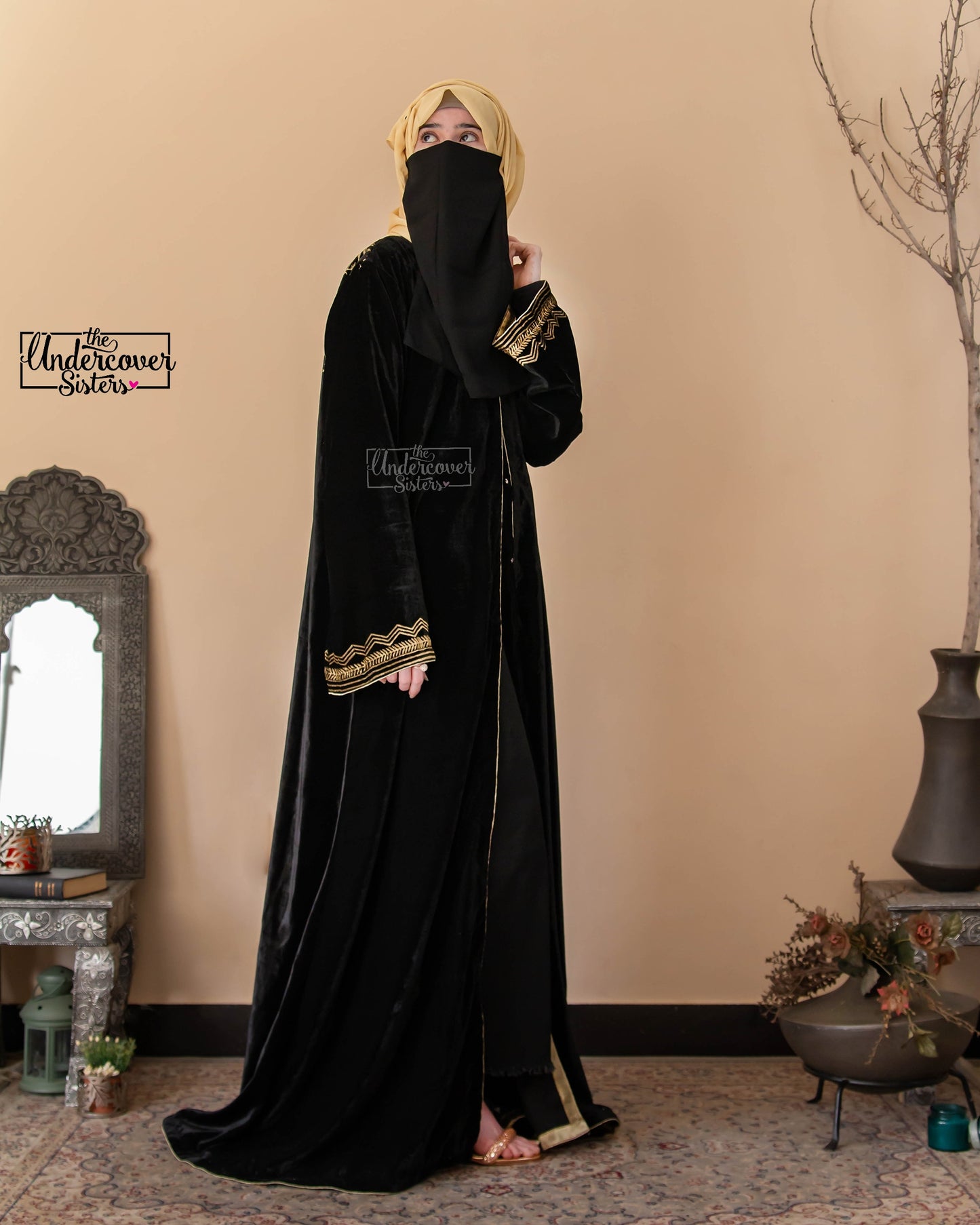 Block-Printed Velvet Abaya