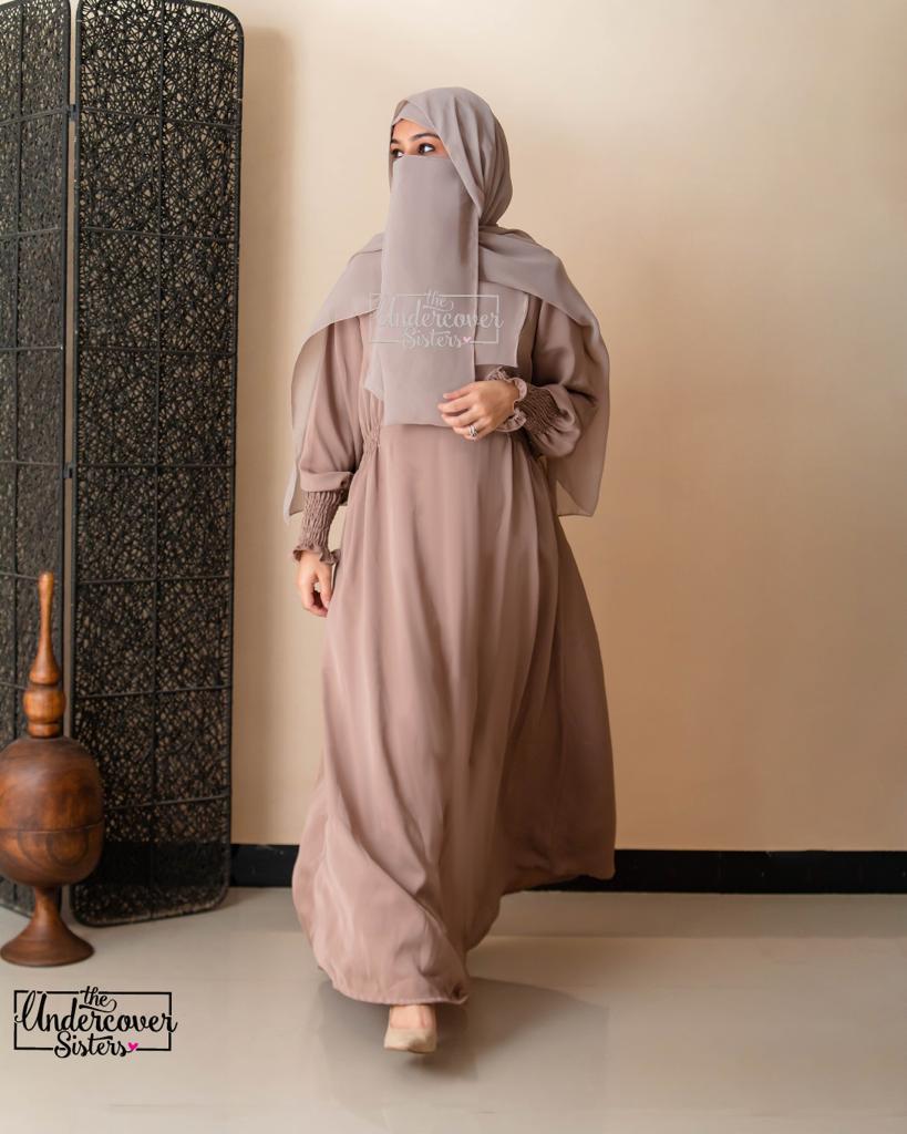 Smocked Waist-Plain Nida