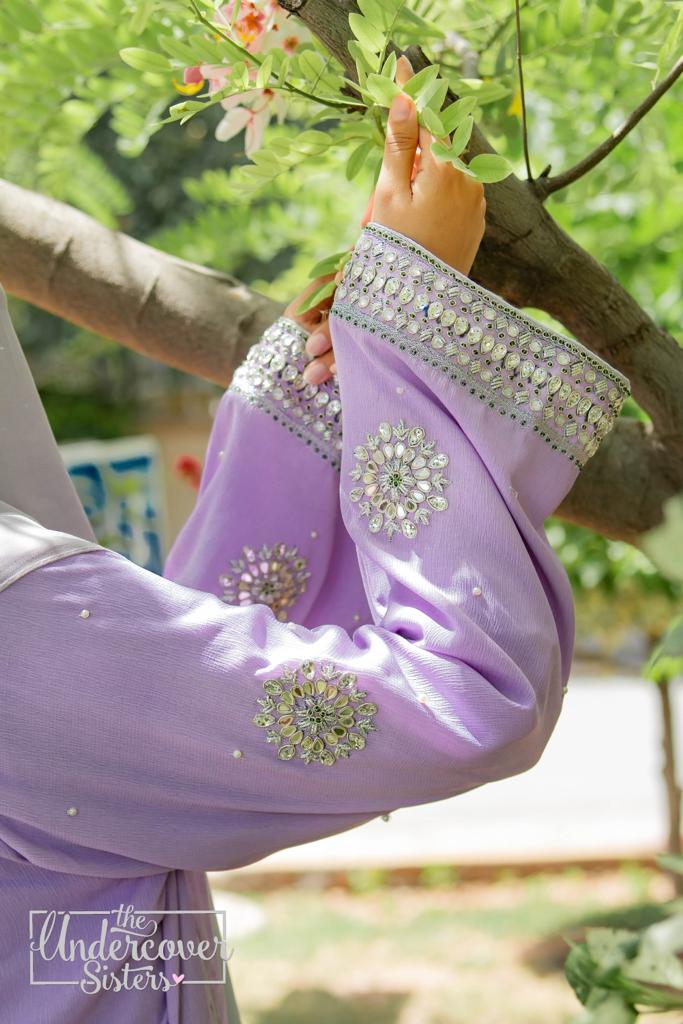Kundan Work on Sleeves