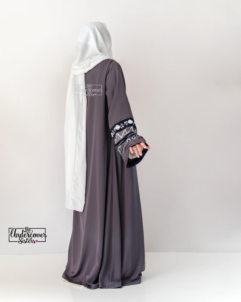 Taarkashi Sleeves Abaya